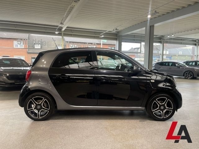 Gebraucht Smart ForFour Prime 71 PS (52 kW) 2016 Grau Kleinwagen