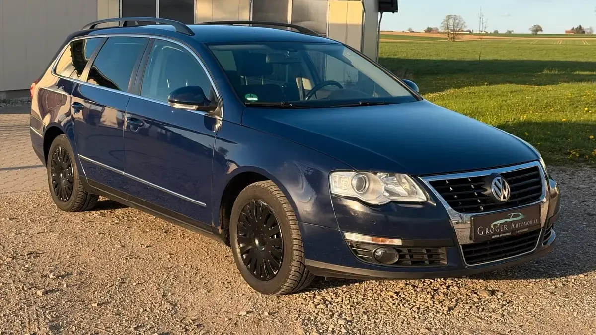 Gebraucht VW Passat 140 PS (102 kW) 2008 Blau Kombi