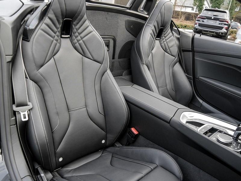 Neu BMW Z4 M Sport 340 PS (250 kW) 2026 Saphirschwarz Cabrio