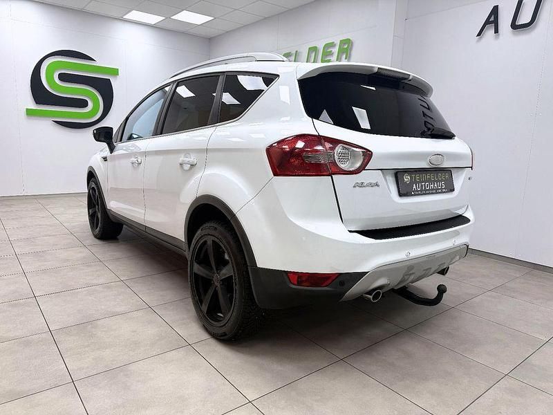 Gebraucht Ford Kuga Titanium 136 PS (100 kW) 2009 Weiß SUV