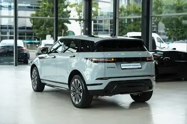 Gebraucht Land Rover Range Rover evoque Dynamic 163 PS (119 kW) 2024 Grau SUV
