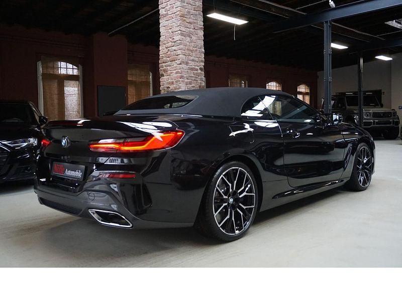 Gebraucht BMW M850 Performance 530 PS (389 kW) 2024 Schwarz Coupé