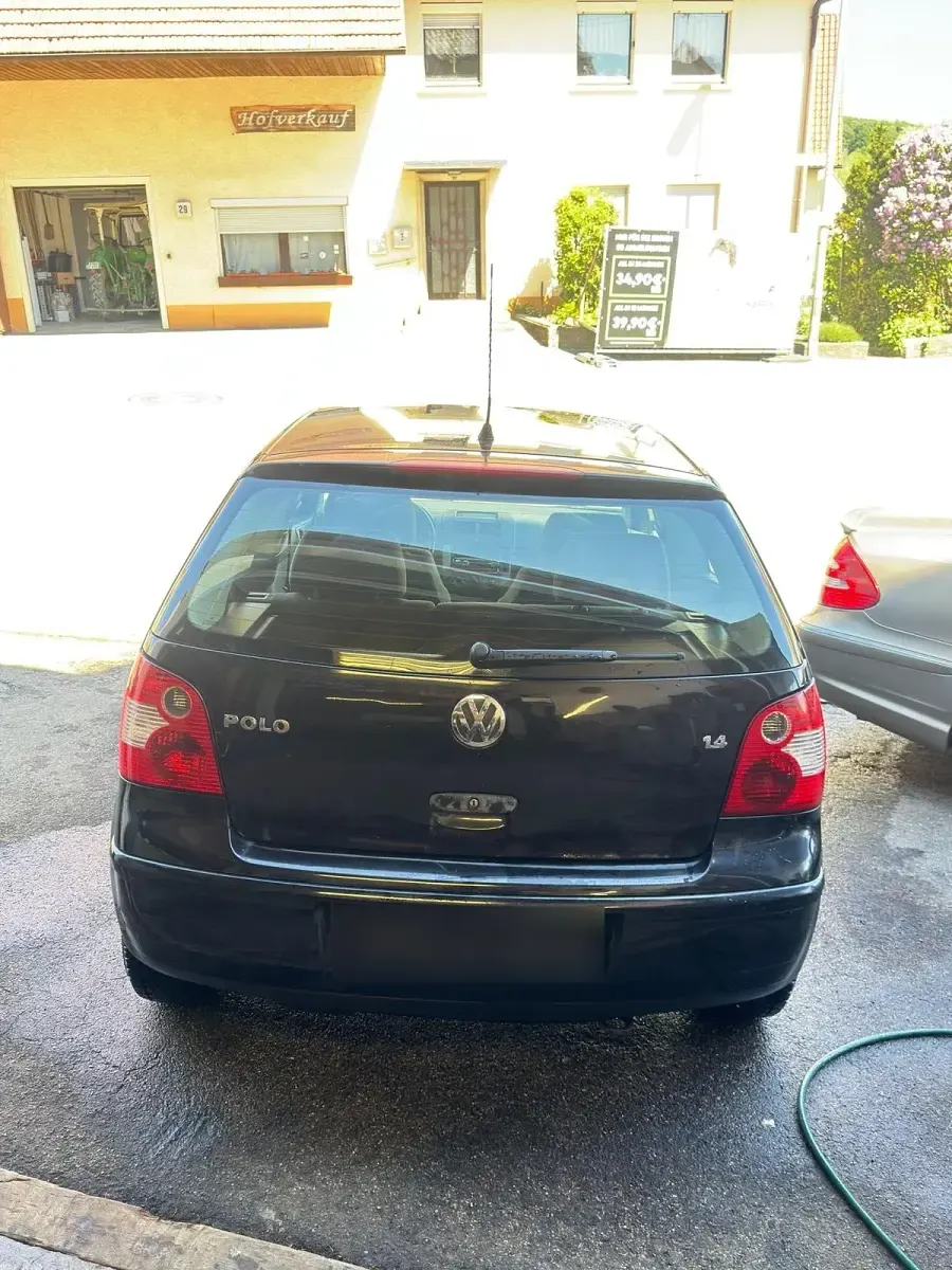 Gebraucht VW Polo 75 PS (55 kW) 2004 Schwarz Kleinwagen