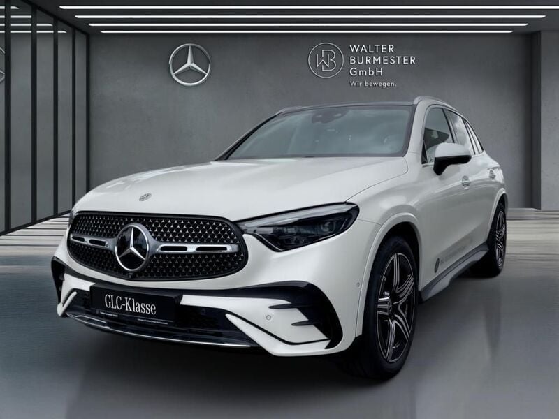 Manufaktur diamantweiß bright Gebraucht 2023 Mercedes GLC220 AMG SUV | 65.420 € (Teuer) - Bild 1/4