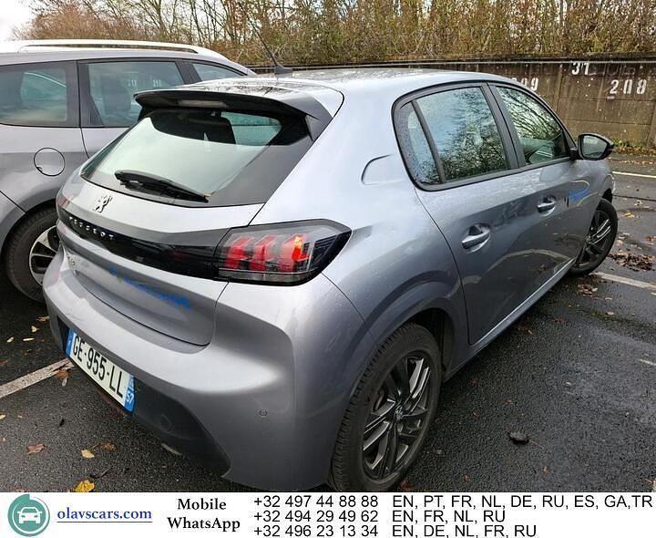 Gebraucht Peugeot 208 Active 99 PS (72 kW) 2022 Silber Kleinwagen