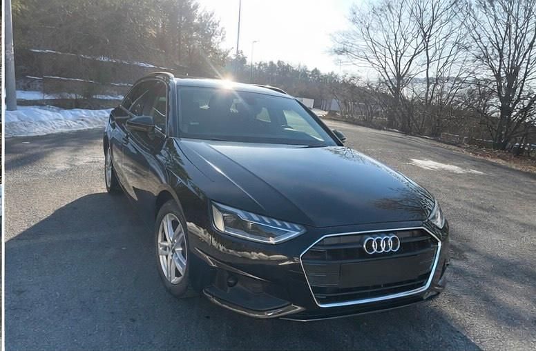 Gebraucht Audi A4 163 PS (119 kW) 2020 Schwarz Kombi