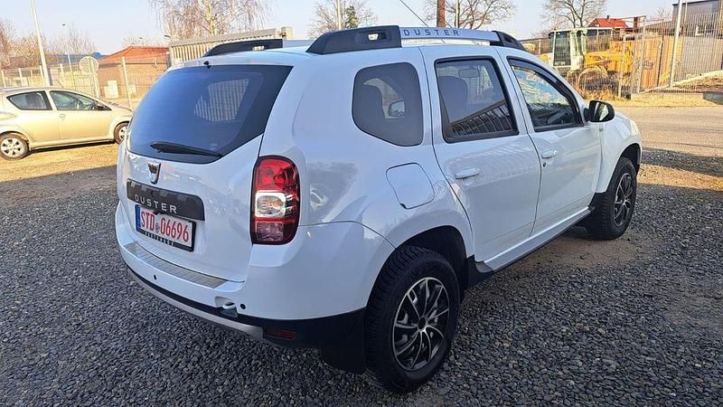 Gebraucht Dacia Duster Lauréate 114 PS (83 kW) 2018 Weiß SUV