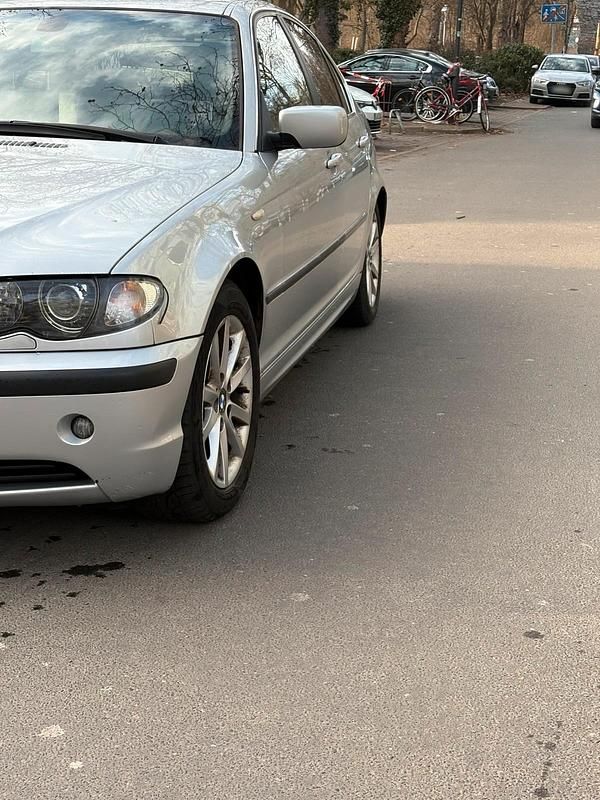 Gebraucht BMW 320 Sport Line 170 PS (125 kW) 2002 Limousine