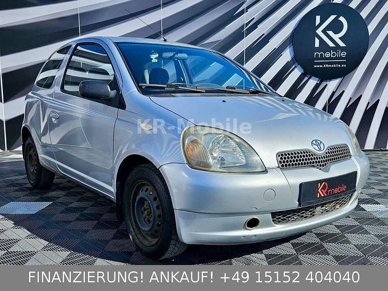 Gebraucht Toyota Yaris Sol 86 PS (63 kW) 2002 Silber Limousine