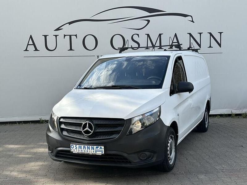 Arktikweiss Gebraucht 2018 Mercedes Vito Van / Kleinbus | 12.950 € (Superpreis) - Bild 1/4