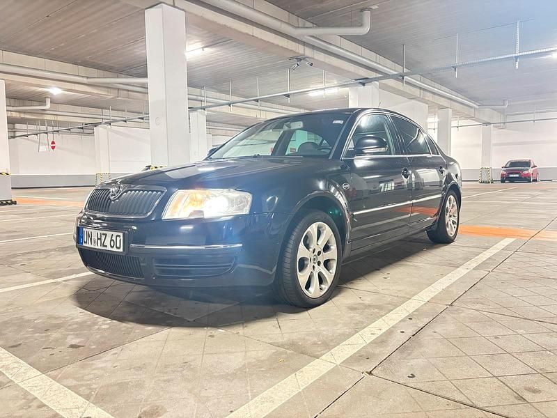 Schwarz Gebraucht 2006 Skoda Superb LAURIN & KLEMENT Limousine | 2.999 € - Bild 1/4