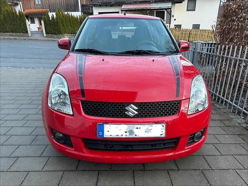 Gebraucht Suzuki Swift 92 PS (67 kW) 2008 Rot Kleinwagen