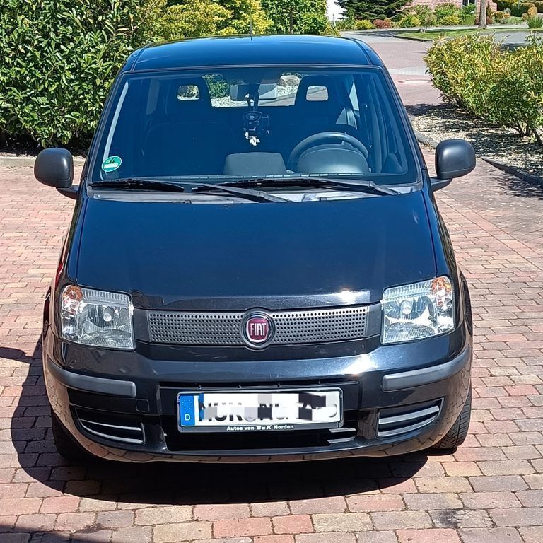 Schwarz Gebraucht 2012 Fiat Panda Kleinwagen | 2.000 € (Superpreis) - Bild 1/4