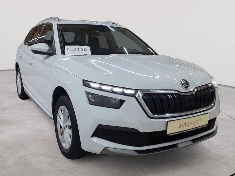 Moonweiß perleffekt Gebraucht 2023 Skoda Kamiq Style SUV | 20.490 € (Superpreis) - Bild 1/4
