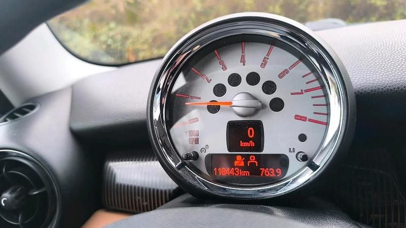 Gebraucht Mini Cooper 120 PS (88 kW) 2010 Braun Kleinwagen