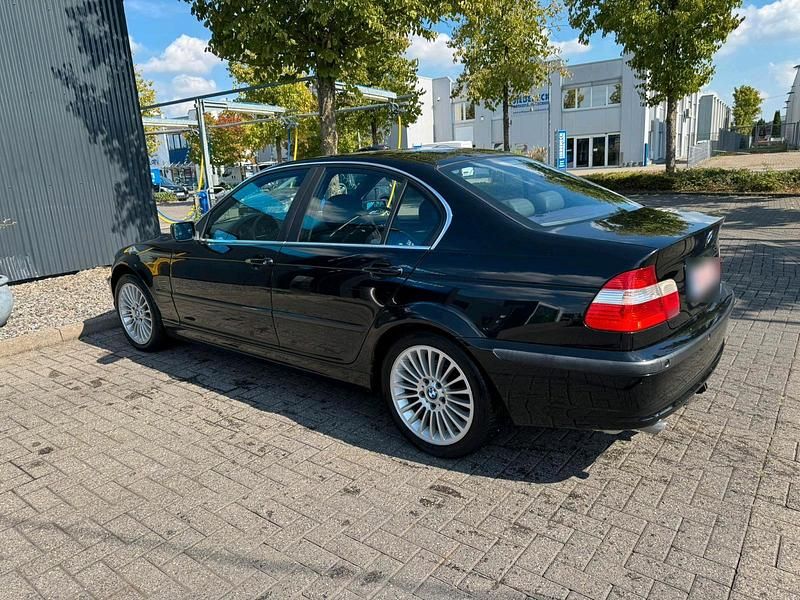 Gebraucht BMW 316 136 PS (100 kW) 2004 Schwarz Limousine