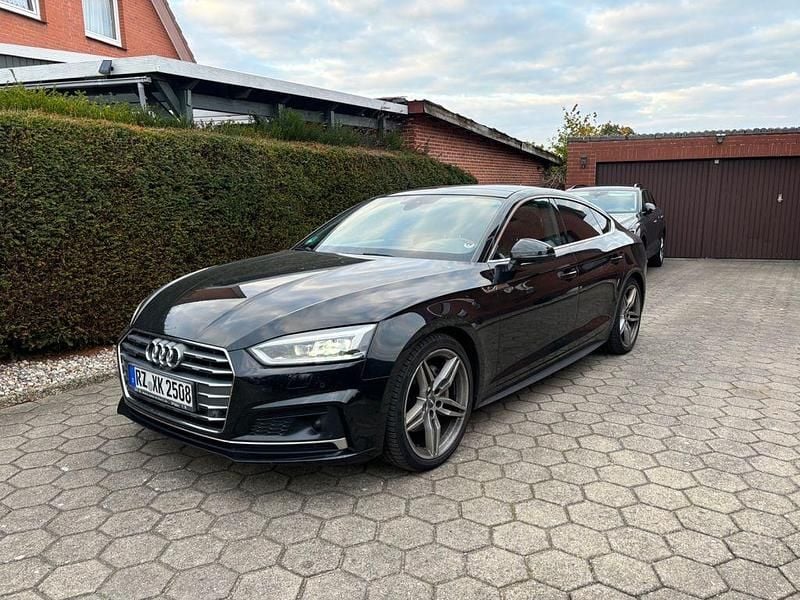 Schwarz Gebraucht 2017 Audi A5 Sportback S-Line Limousine | 23.900 € (Superpreis) - Bild 1/4