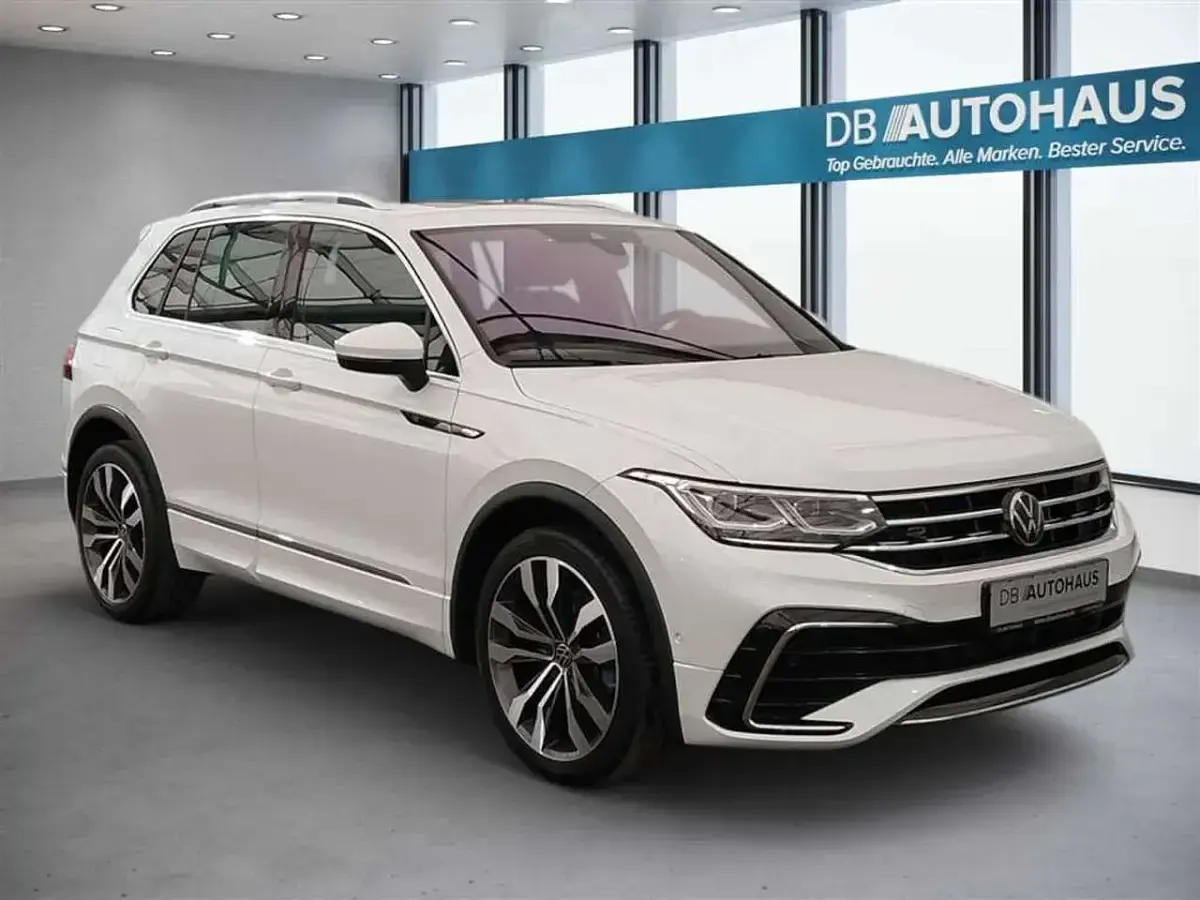 Gebraucht VW Tiguan R-line 190 PS (139 kW) 2024 Weiß SUV