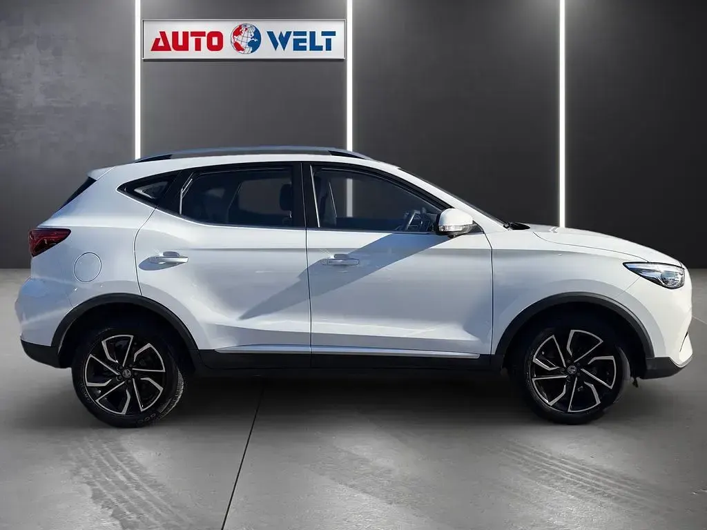 Gebraucht MG ZS Luxury 111 PS (81 kW) 2024 Weiß SUV