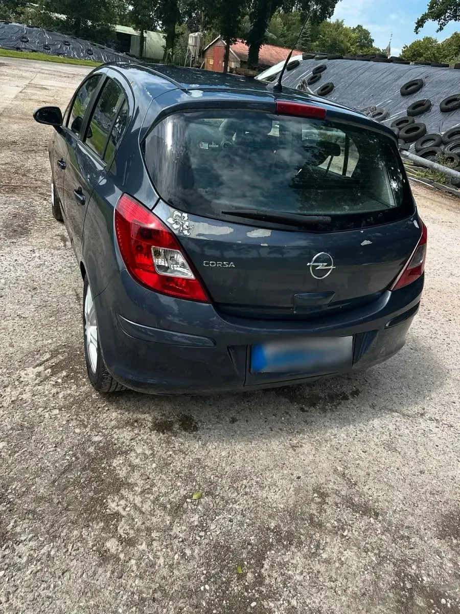 Gebraucht Opel Corsa 90 PS (66 kW) 2009 Blau Kleinwagen