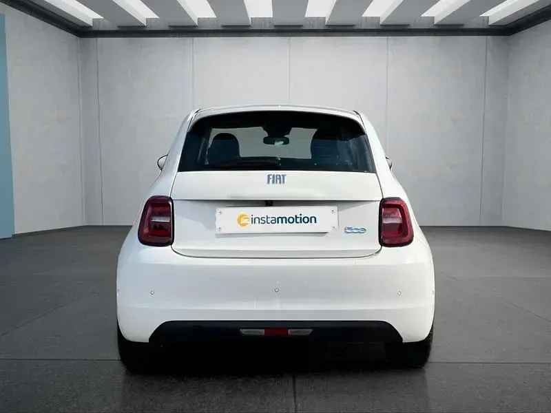 Neu Fiat 500e 86 kW (118 PS) 2025 Weiß Kleinwagen