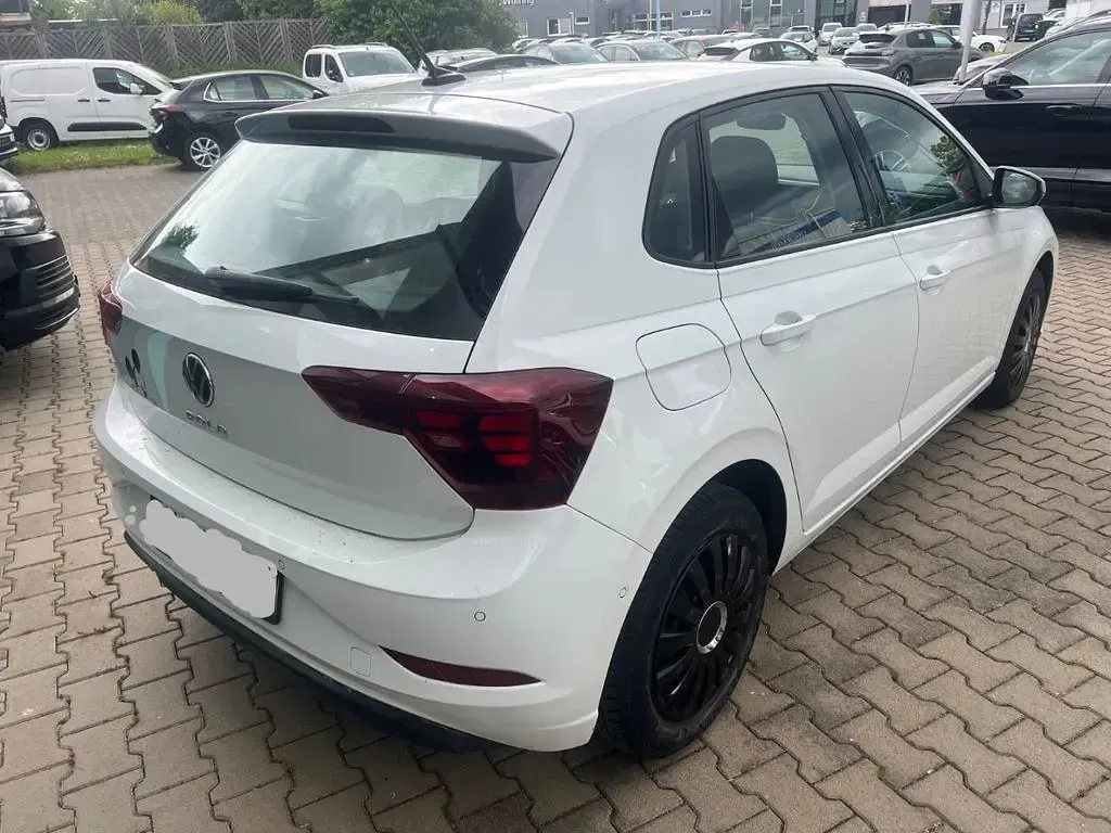 Second-hand VW Polo Life 95 CP (69 kW) 2022 Alb Hatchback