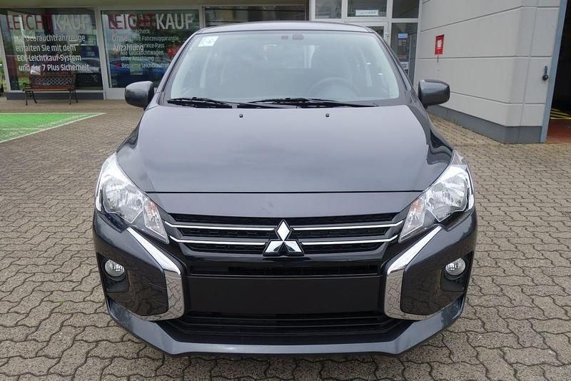 Neu Mitsubishi Space Star Select 71 PS (52 kW) 2025 Grau Limousine
