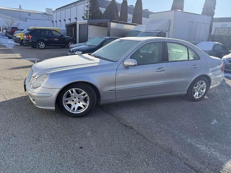 Other Gebraucht 2004 Mercedes E320 Elegance Limousine | 2.999 € (Superpreis) - Bild 1/4