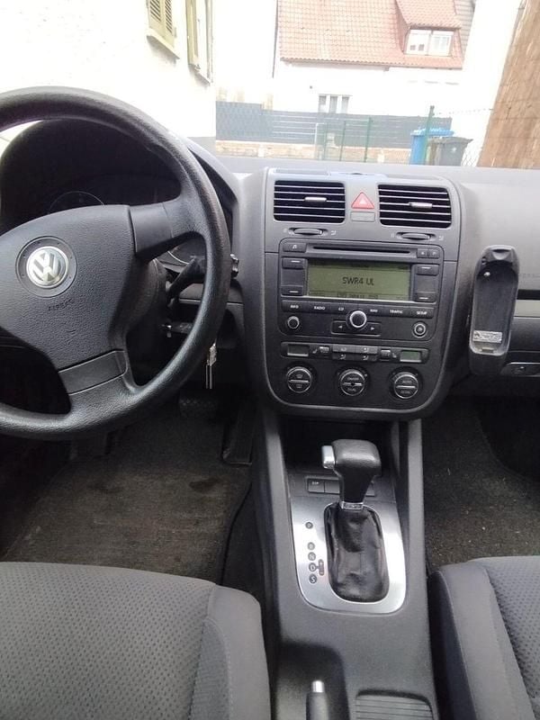 Gebraucht VW Golf IV 101 PS (74 kW) 2006 Silber Kleinwagen