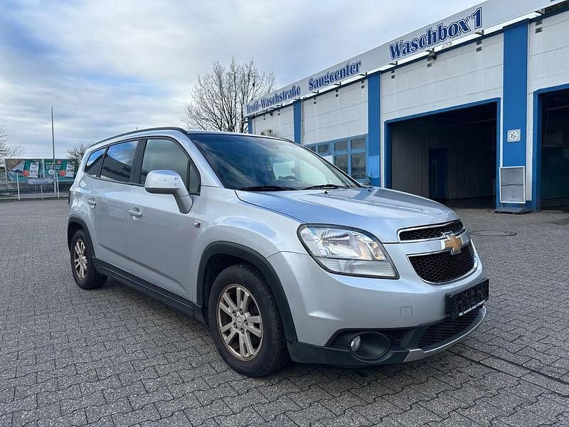 Gebraucht Chevrolet Orlando LT 131 PS (96 kW) 2011 Grau Van / Kleinbus