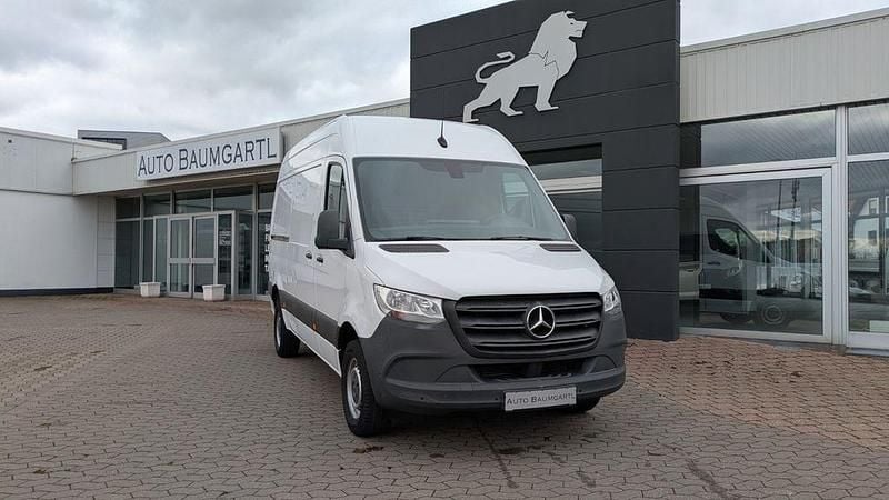 Gebraucht Mercedes Sprinter 163 PS (119 kW) 2019 Weiß Van