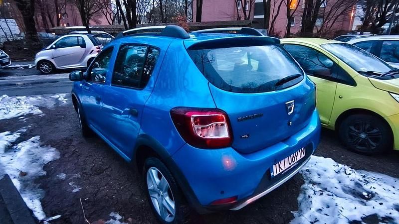 Gebraucht Dacia Sandero Prestige 90 PS (66 kW) 2015 Blau Limousine