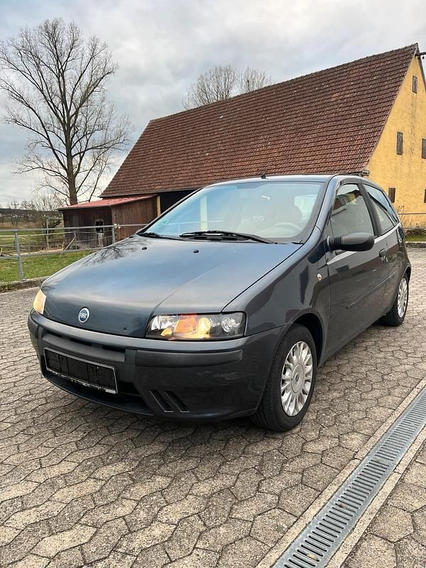 Gebraucht Fiat Punto 59 PS (43 kW) 2000 Grau Kleinwagen