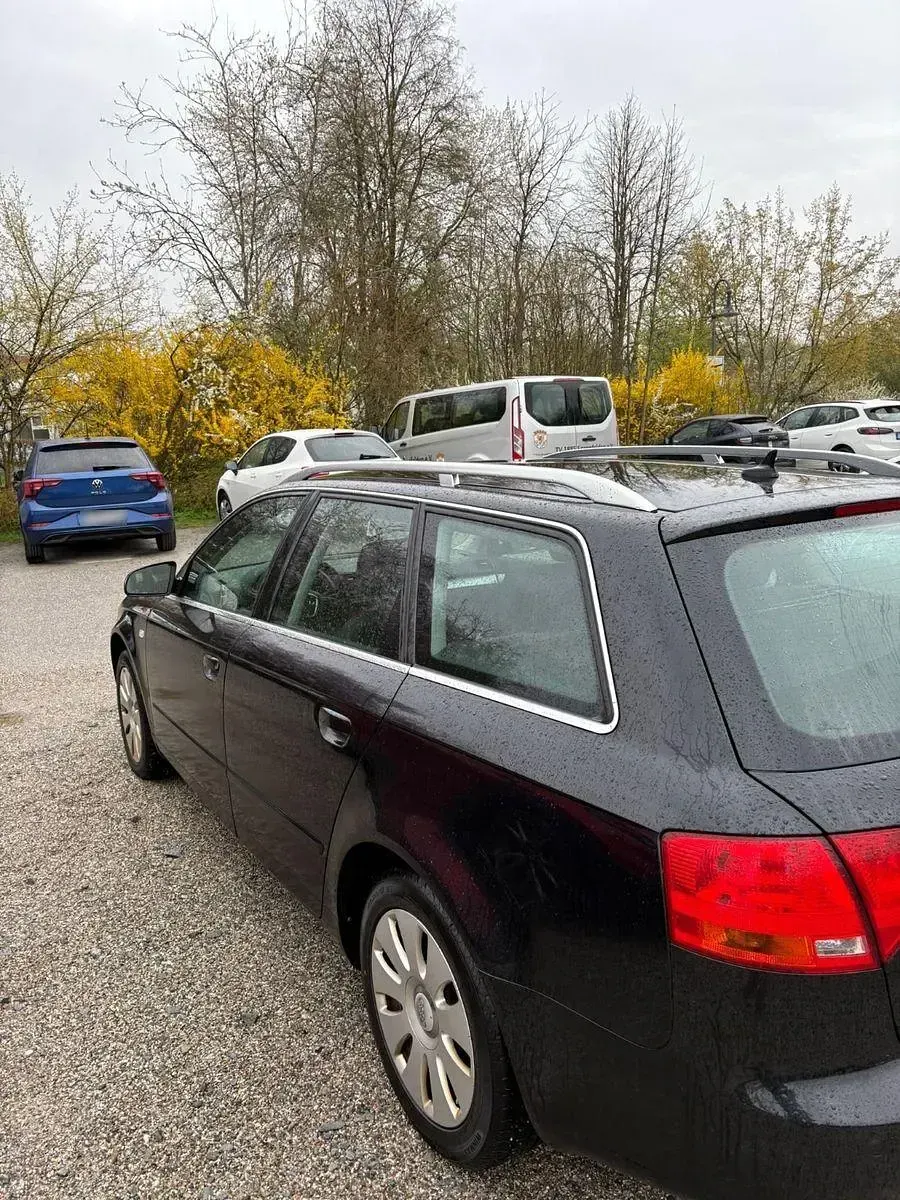 Gebraucht Audi A4 116 PS (85 kW) 2007 Schwarz Kombi