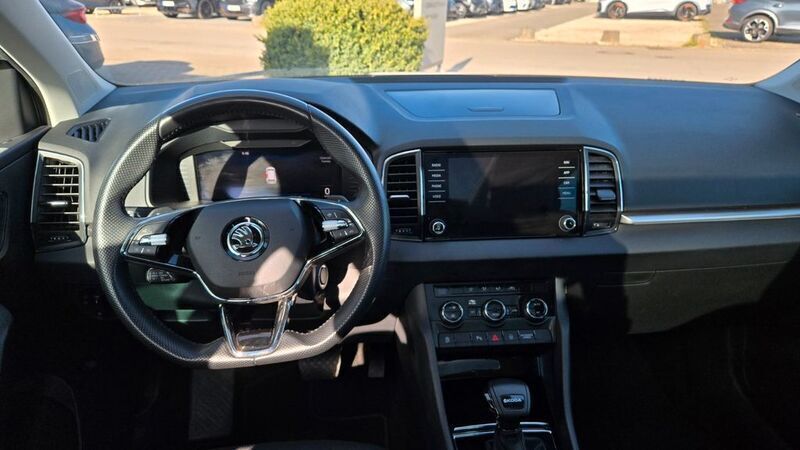 Gebraucht Skoda Karoq Ambition 150 PS (110 kW) 2024 Weiß SUV