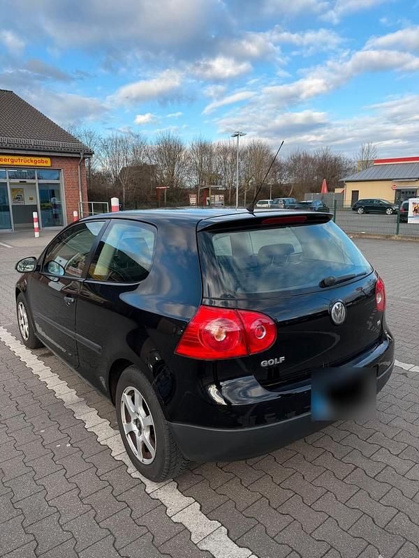 Gebraucht VW Golf V 102 PS (75 kW) 2008 Schwarz Kleinwagen