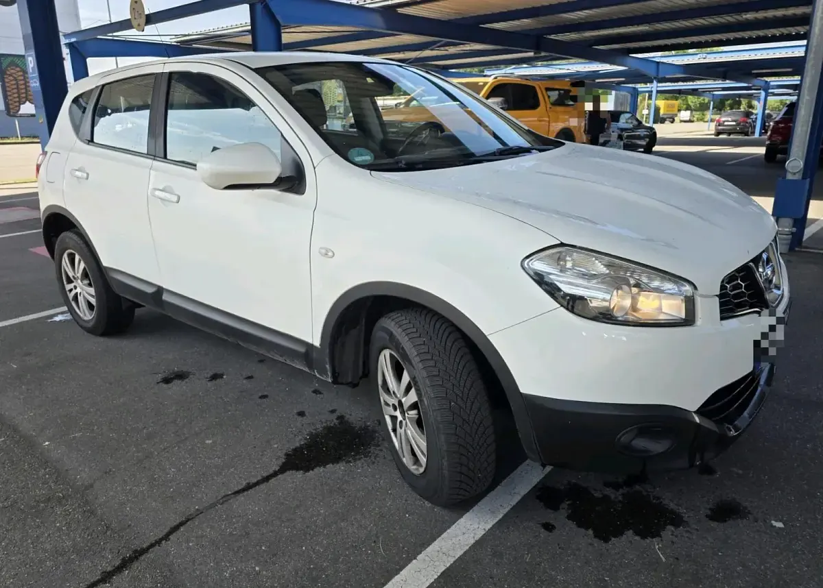 Gebraucht Nissan Qashqai 131 PS (96 kW) 2013 Weiß SUV