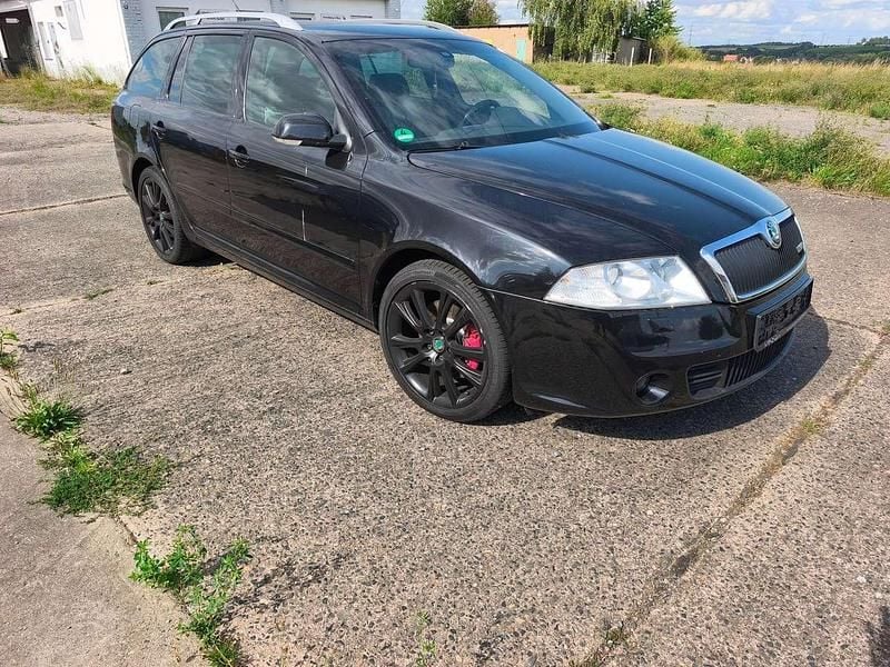 Cerna magic/black magic Gebraucht 2008 Skoda Octavia RS Kombi | 4.190 € (Teuer) - Bild 1/4