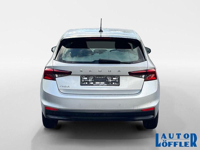 Gebraucht Skoda Fabia Ambition 110 PS (80 kW) 2022 Silber Limousine