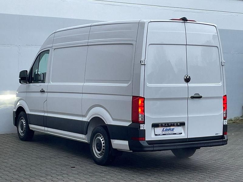 Gebraucht VW Crafter 177 PS (130 kW) 2024 Weiß Van