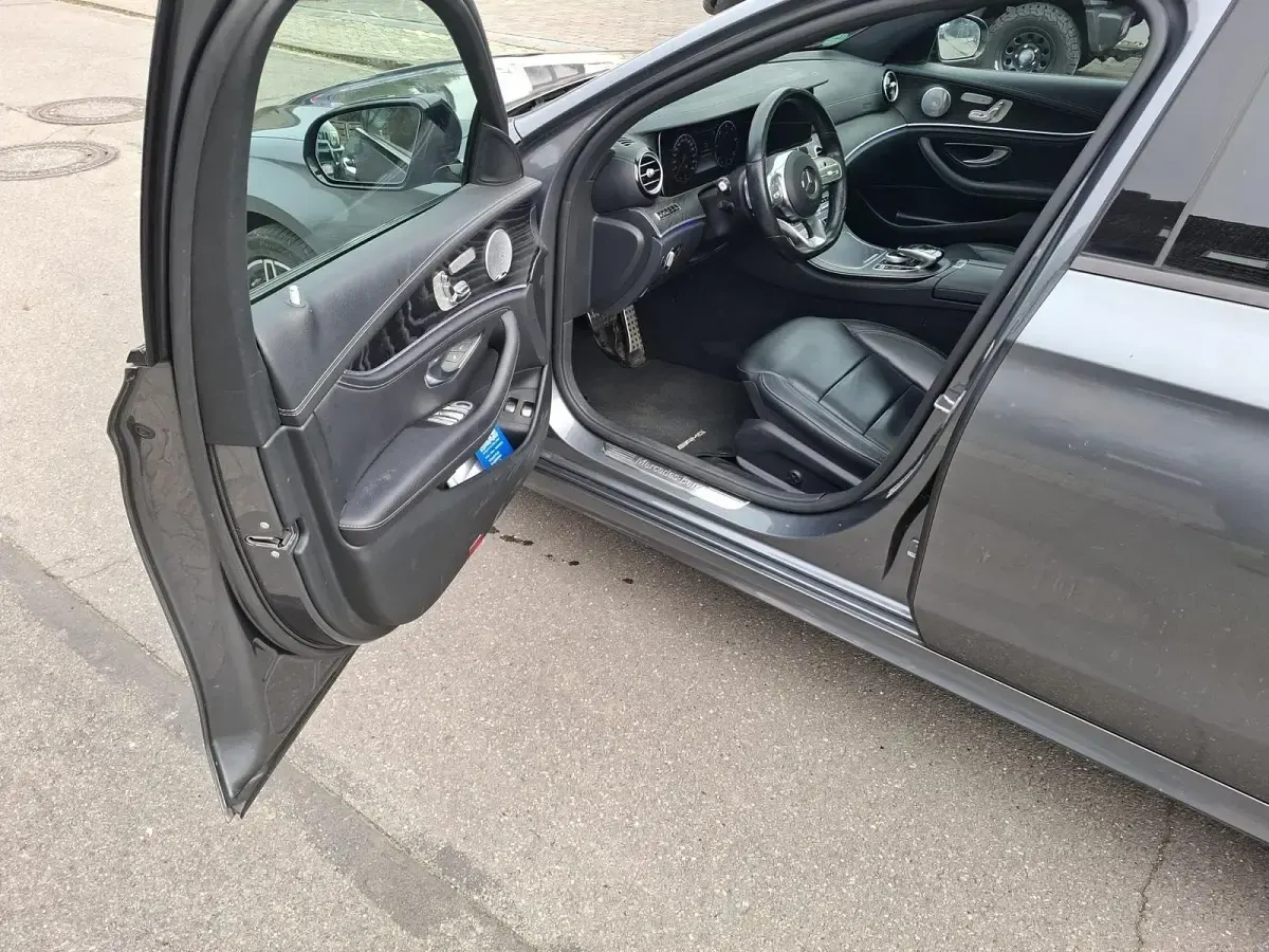 Gebraucht Mercedes E400 AMG 340 PS (250 kW) 2018 Grau Kombi