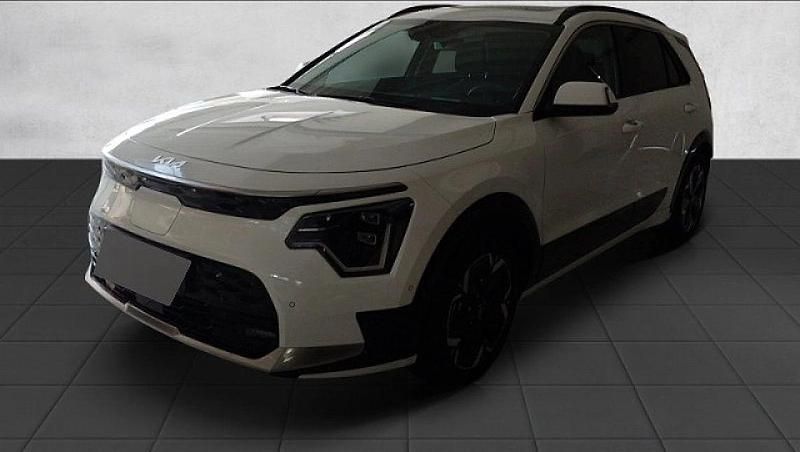 Weiss Gebraucht 2023 Kia e-Niro Inspiration SUV | 39.849 € (Teuer) - Bild 1/4