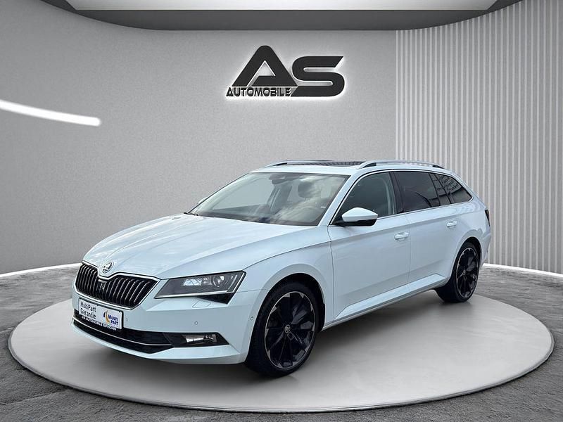 Gebraucht Skoda Superb Style 190 PS (139 kW) 2016 Weiß Kombi