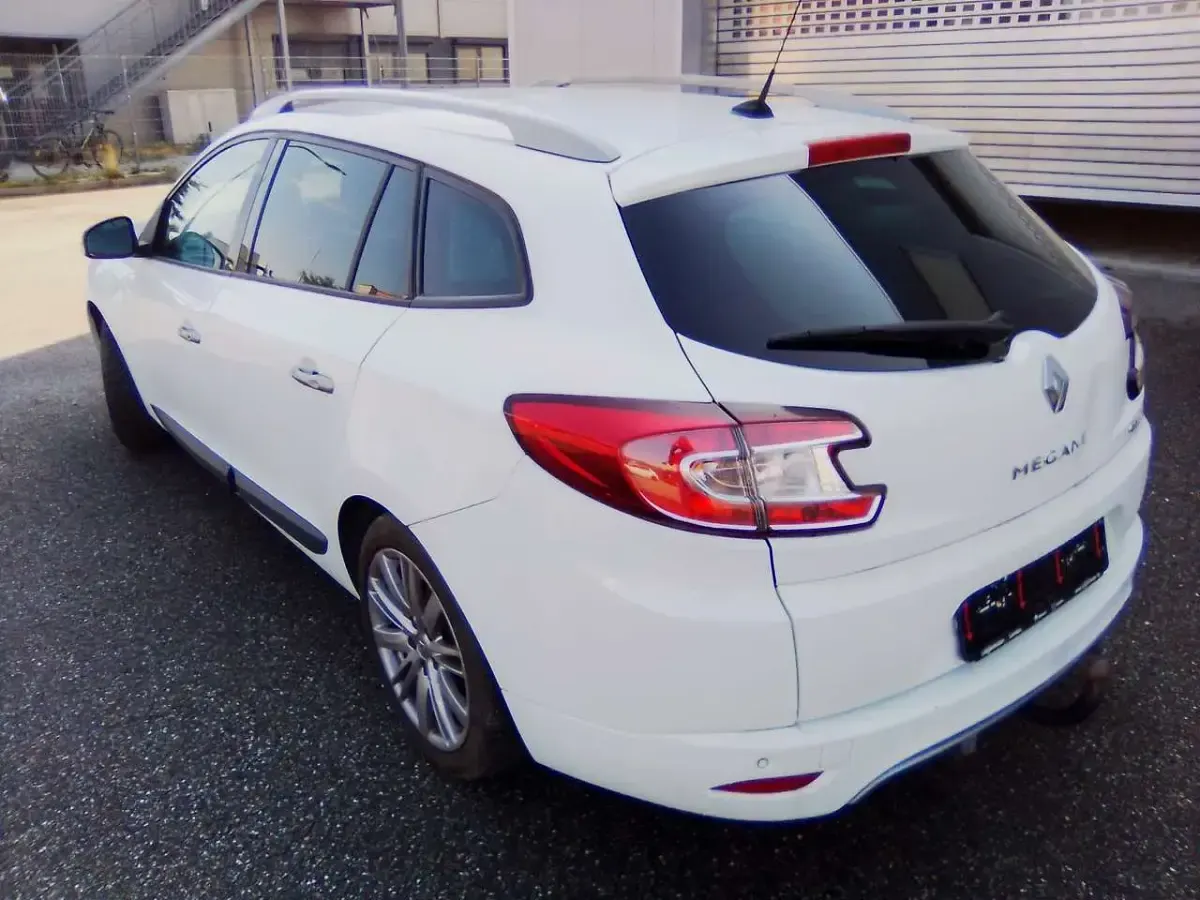 Gebraucht Renault Mégane GrandTour Bose Edition 131 PS (96 kW) 2012 Kombi
