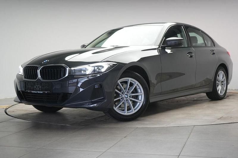 Gebraucht BMW 320 190 PS (139 kW) 2024 Dravitgrau Limousine