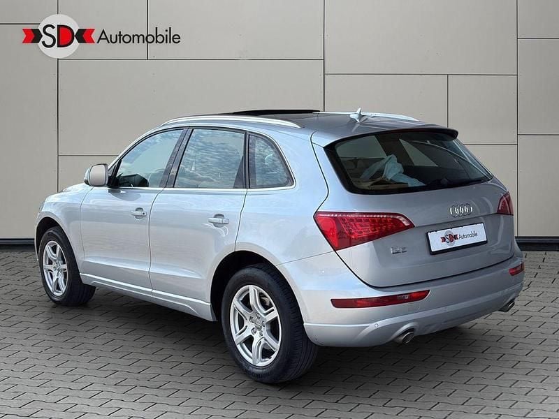 Second-hand Audi Q5 Sport 239 CP (175 kW) 2010 Argintiu SUV
