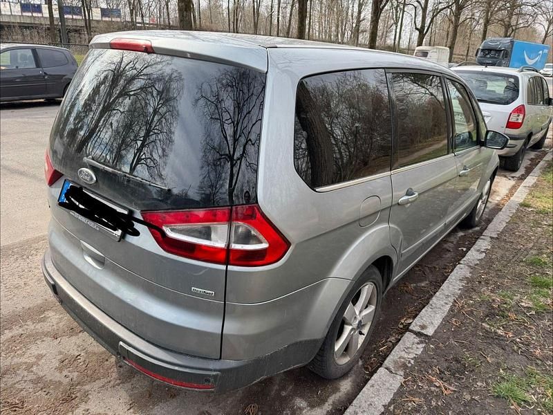 Gebraucht Ford Galaxy Titanium 145 PS (106 kW) 2008 Silber Van / Kleinbus