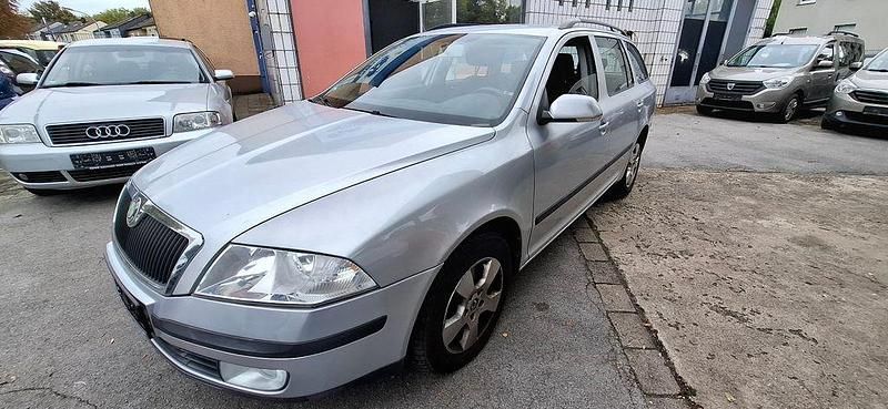 Silber Gebraucht 2008 Skoda Octavia Team Edition Kombi | 1.500 € (Superpreis) - Bild 1/4