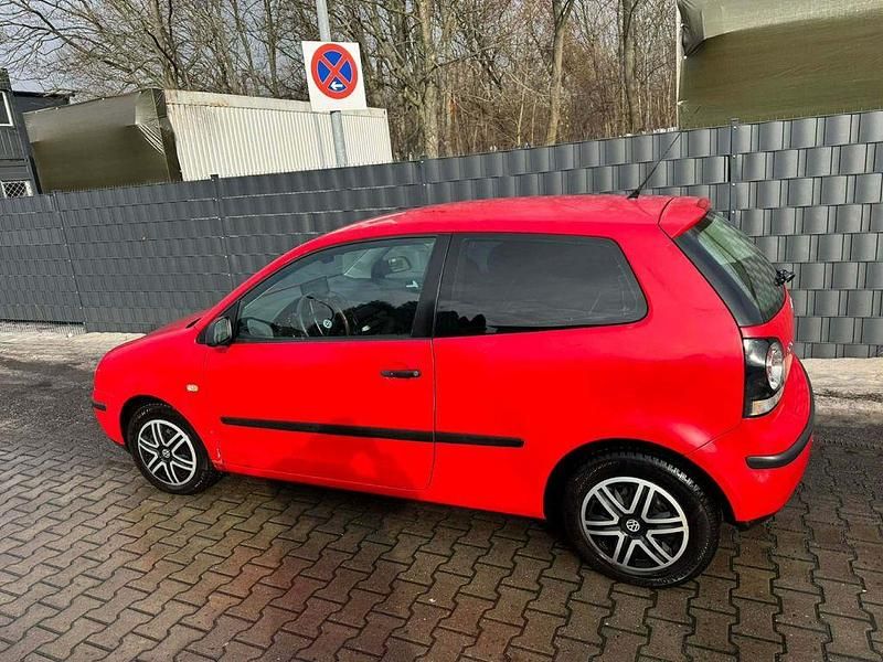 Gebraucht VW Polo Highline 64 PS (47 kW) 2002 Rot Limousine