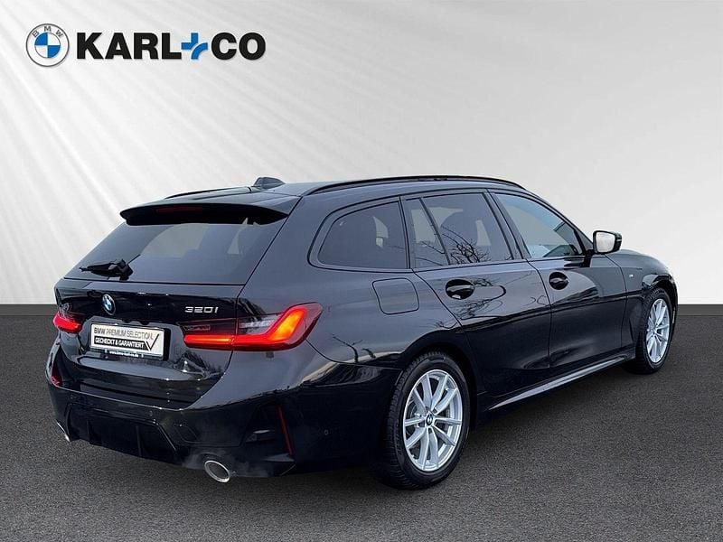 Gebraucht BMW 320 M Sport 184 PS (135 kW) 2025 Black sapphire metallic (schwarz) Kombi